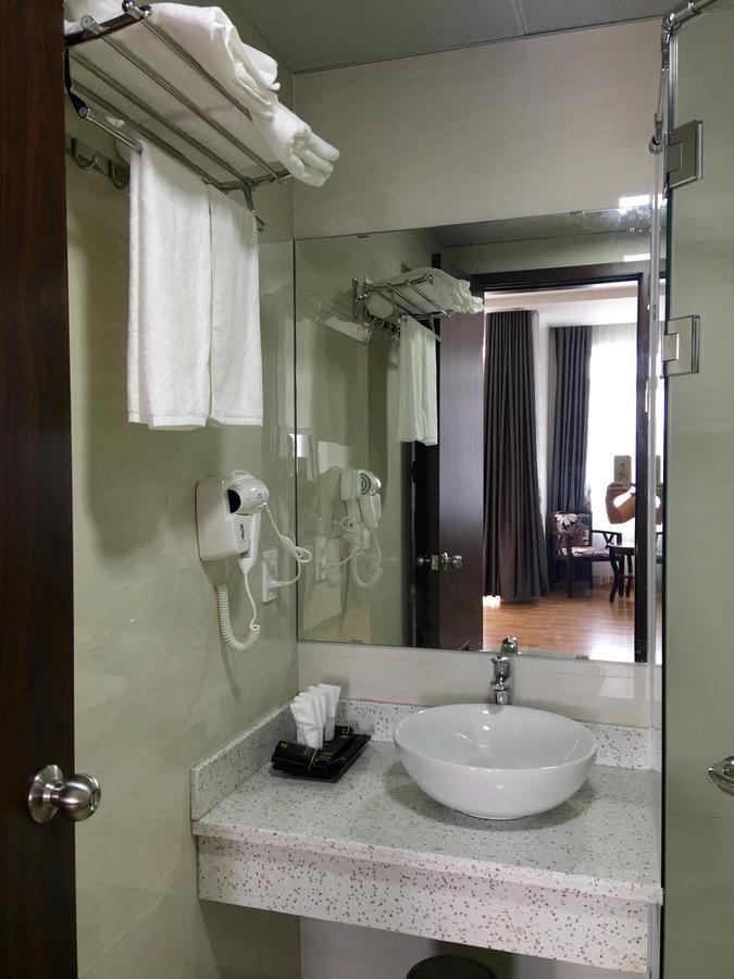 Queen Motel Халонг Экстерьер фото